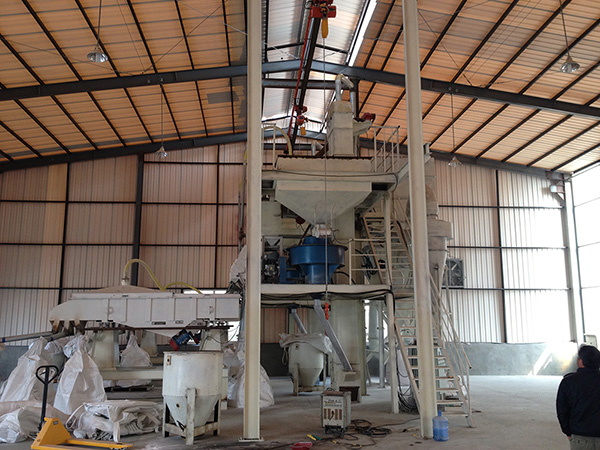 鶴壁耐火材料生產現場